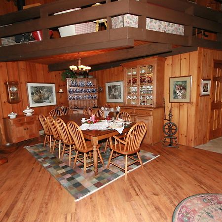 Stouffermill Bed & Breakfast Algonquin Highlands Eksteriør billede